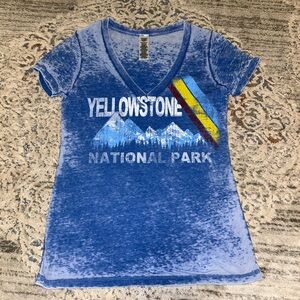 Yellowstone V neck